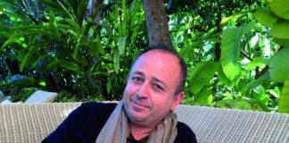 Albert Oaknine défile au sommet