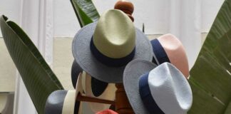 Chapeau les couleurs chez le Chapelier