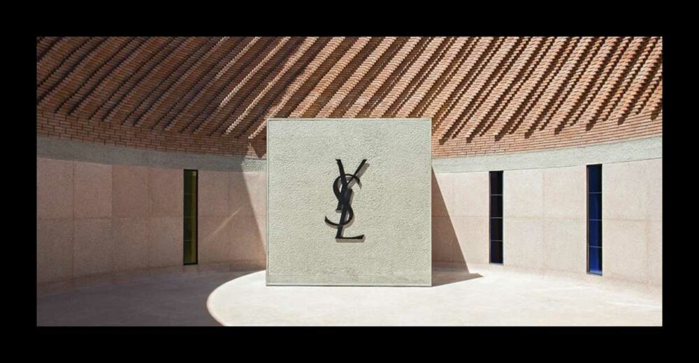 Rotation des modèles au Musée YVES SAINT LAURENT à Marrakech