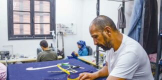 Chakir Belhaloumi, l’homme aux mille costumes…