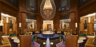 Le Movenpick Mansour Eddahbi primé par la Haute Grandeur Global  Awards