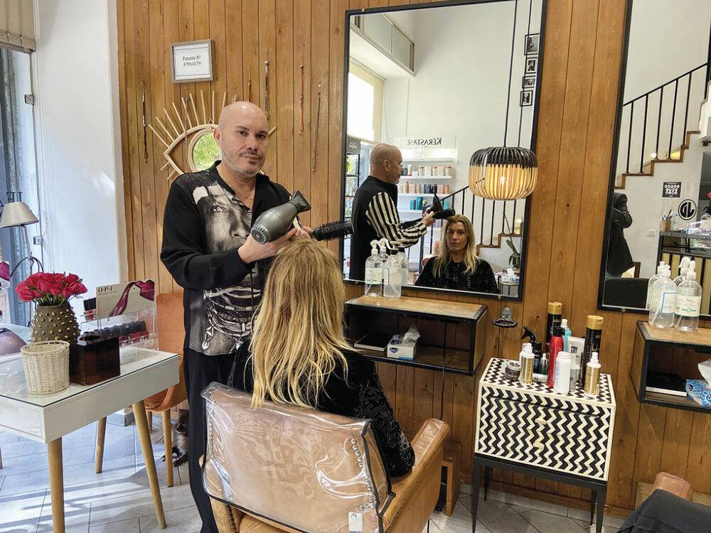 Jean Daniel coiffeur et créateur pour réveillonner en toute beauté à Marrakech