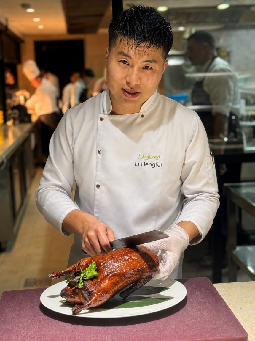 Au Ling Ling, le canard laqué vaut le détour (et les 48 heures d’attente) à Marrakech