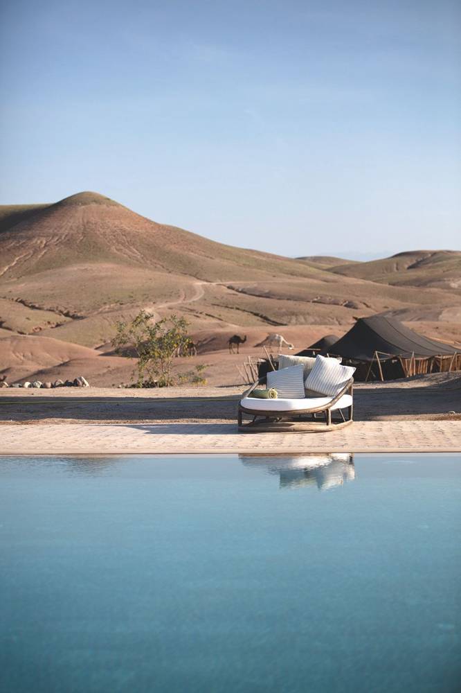 Day pass à La Pause, piscine face au désert d'Agafay près de Marrakech