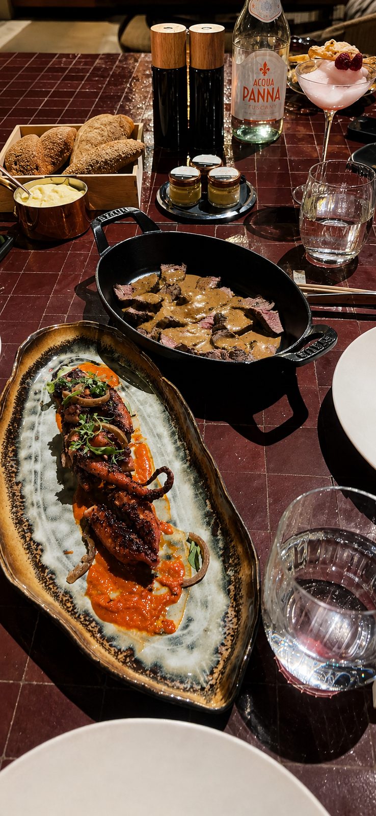 Poulpe charmoula et cocotte de filet de Black Angus de Beefbar Marrakech